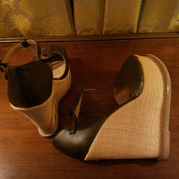 Like NEW Black Leather Platform Espadrilles Heels - Picture 4 of 8